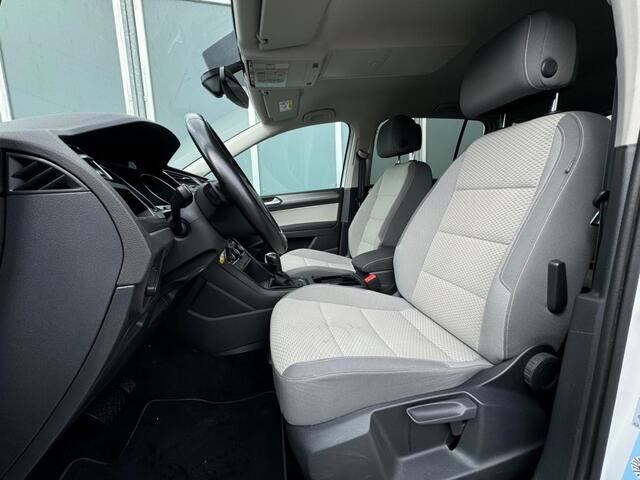 Volkswagen TOURAN 1.5 TSI 150pk DSG R-Line Black Style 7p. | ACC | Elk Trekhaak