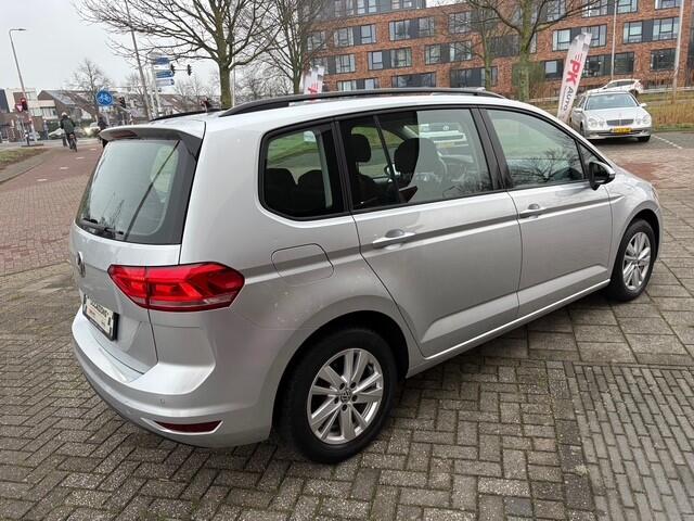 Volkswagen TOURAN 1.5 TSI Highline 7p | Navi \ Cruise | 97.129 km Dealeronderhouden