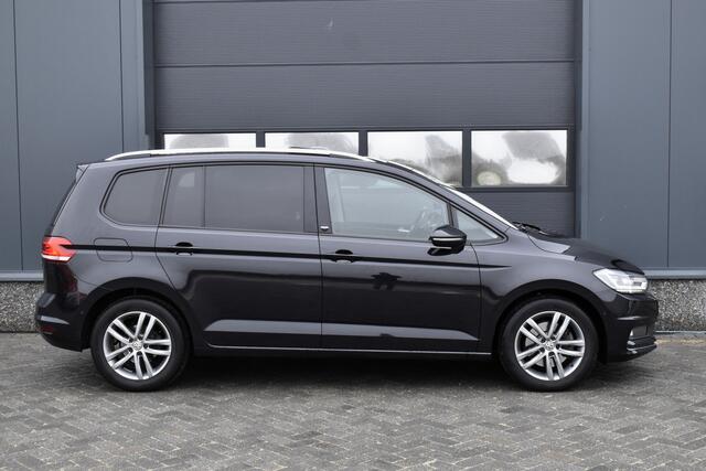 Volkswagen TOURAN 1.4 TSI Highline 7p Pano - Carplay - Cruise - Clima