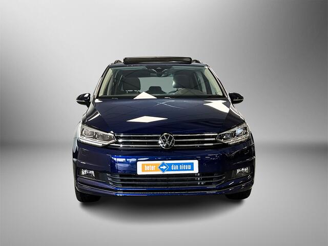 Volkswagen TOURAN 1.5 150pk TSI Highline 7p Panoramadak | Adaptive cruise control | Navigatiesysteem