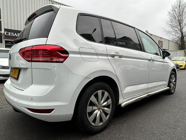 Volkswagen TOURAN 2.0 TDI SCR AUTOMAAT / DEALER ONDERHOUDEN