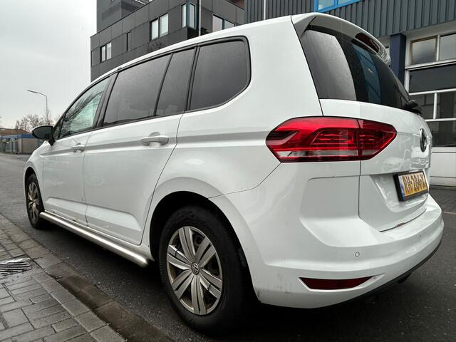 Volkswagen TOURAN 2.0 TDI SCR AUTOMAAT / DEALER ONDERHOUDEN