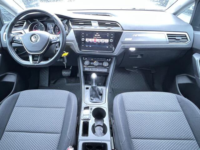 Volkswagen TOURAN 2.0 TDI SCR AUTOMAAT / DEALER ONDERHOUDEN
