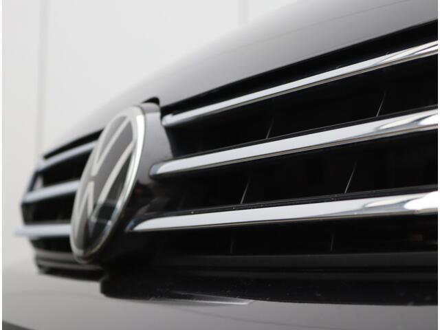 Volkswagen TOURAN 1.5 TSI Highline 7p | Panoramadak | Virtual | Keyless | ACC