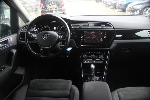 Volkswagen TOURAN 1.4 TSI Highline Business R | DSG | ACC | LED | 7 P |