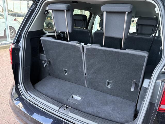 Volkswagen TOURAN 1.5 TSi 150pk Highline 7-persoons NAVI/CARPLAY/CLIMA/ADAPT/CRUISE/PDC