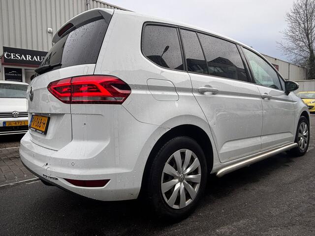 Volkswagen TOURAN 2.0 TDI SCR AUTOMAAT / 86 DKM / DEALER ONDERHOUDEN