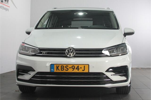 Volkswagen TOURAN 1.4 TSI R-Line 7p - Automaat - Pano / Navi / Camera