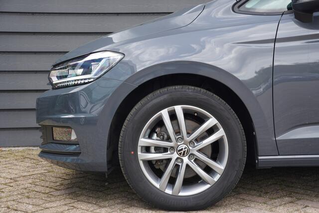 Volkswagen TOURAN 1.5 TSI Comfortline - VIRT. COCKPIT - 7 PERSOONS - CARPLAY - KEYLESS - FULL LED -