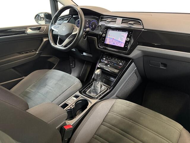 Volkswagen TOURAN 1.5 TSI Highline 7p I Automaat I Trekhaak I Adaptive Cruise I Stoelverwarming