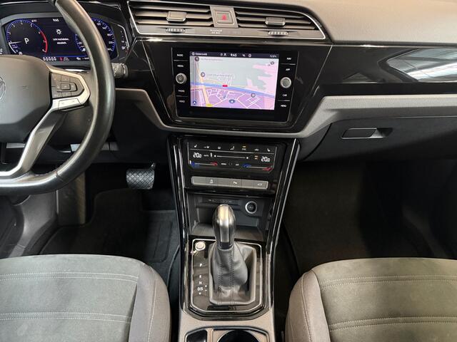 Volkswagen TOURAN 1.5 TSI Highline 7p I Automaat I Trekhaak I Adaptive Cruise I Stoelverwarming