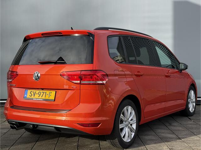 Volkswagen TOURAN BWJ 2017 | 1.8 TSI 180PK Highline Bus R AUTOMAAT | TREKHAAK | AGR | CLIMA | NAVI | CAMERA | CRUISE | STOELVERW | PDC | LICHTMETAAL