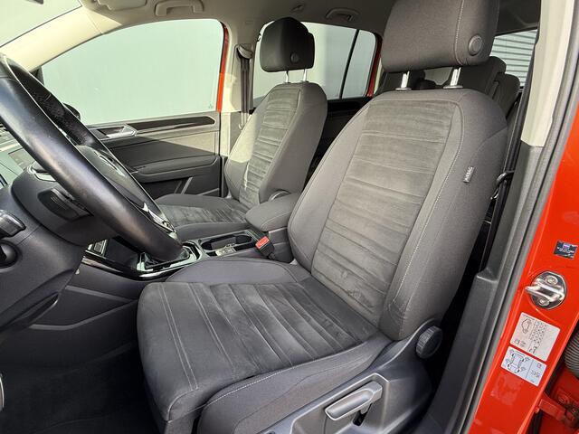 Volkswagen TOURAN BWJ 2017 | 1.8 TSI 180PK Highline Bus R AUTOMAAT | TREKHAAK | AGR | CLIMA | NAVI | CAMERA | CRUISE | STOELVERW | PDC | LICHTMETAAL