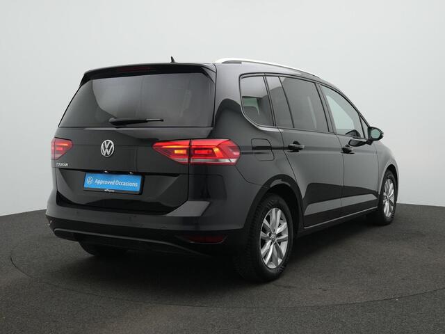 Volkswagen TOURAN 7-zits 1.0 TSI 115 pk Comfortline Business | Achteruitrijcamera | Stoelverwarming | Adaptive Cruise | Navigatie