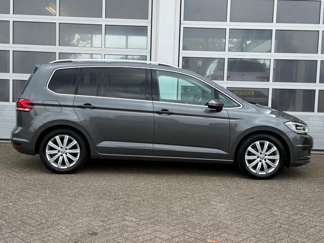Volkswagen TOURAN 1.8 TSI 180PK Highline 7-Pers Aut. Navi Camera Pano Trekhaak