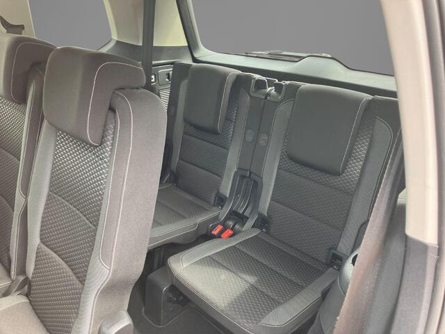 Volkswagen TOURAN 1.5TSI/150PK Comfortline 7p · Navigatie · Apple/Android · Camera + Parkeersensoren · Garantie t/m 12-07-2027 of 100000km