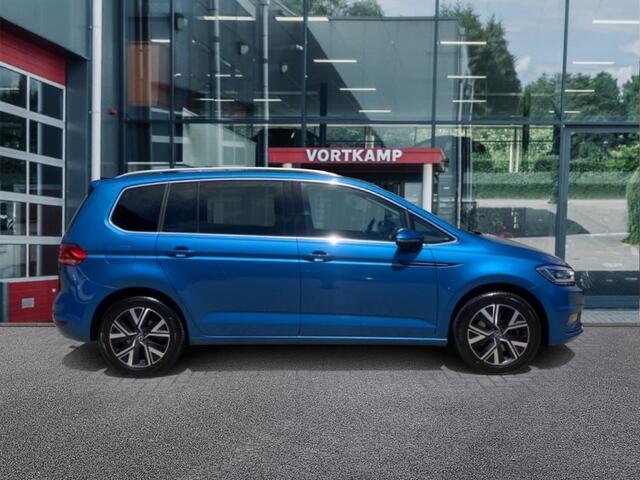 Volkswagen TOURAN 1.5 TSI DSG HIGHLINE TREKHAAK/CAMERA/ACC/CLIMA/STOELVERW