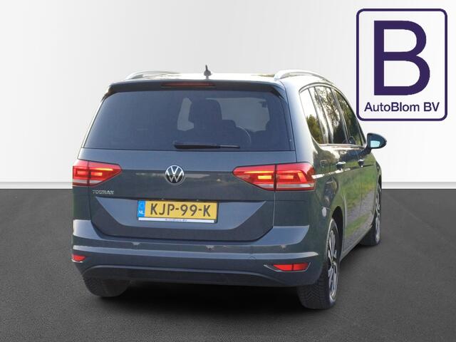 Volkswagen TOURAN 1.5 TSI Highline ACTIVE 7-Pers. /Navi/LED/Trekh./Camera/Carplay/Cruise/Clima v+a/