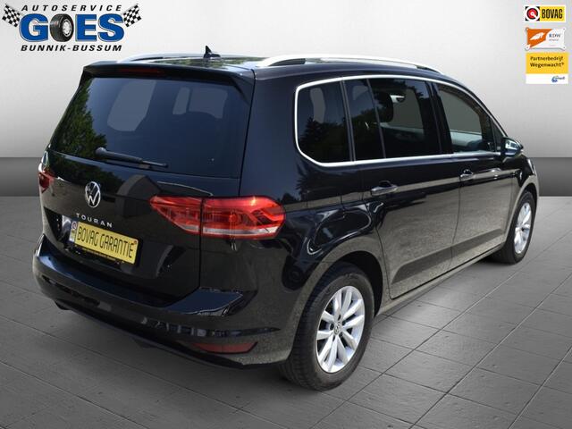 Volkswagen TOURAN III Highline BMT/Start-Stop pano/stoelverw/carplay/7 pers