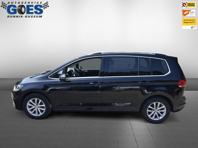 Volkswagen TOURAN III Highline BMT/Start-Stop pano/stoelverw/carplay/7 pers