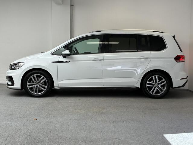 Volkswagen TOURAN 1.5 TSI Highline Business R 7p | TREKHAAK | VIRTUAL | CAMERA |