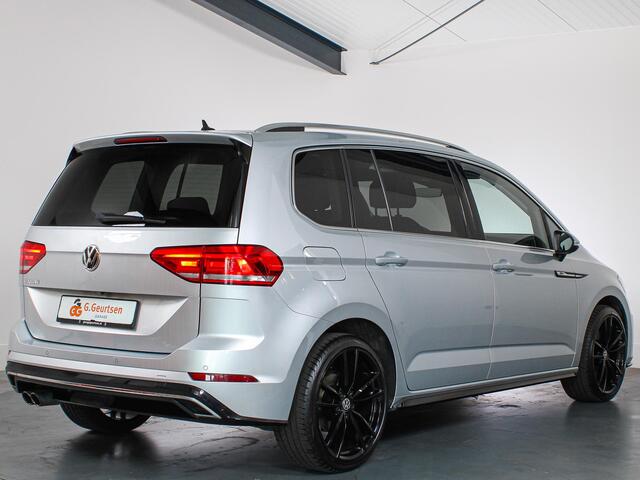 Volkswagen TOURAN 1.4 TSI Highline R-line, 7-Persoons, Trekhaak, Kinderzitjes!
