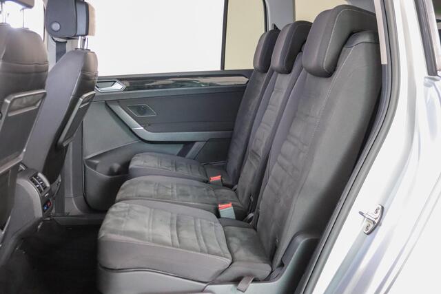 Volkswagen TOURAN 1.4 TSI Highline R-line, 7-Persoons, Trekhaak, Kinderzitjes!