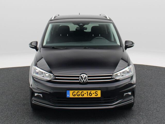 Volkswagen TOURAN 1.5 TSi 150Pk Highline 7p | Stoelverwarming | Adaptive Cruise | Camera | Climatronic | Navigatie | Carplay | 17 Inch | 30.754 Km !!