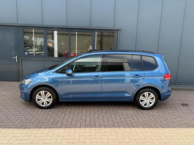 Volkswagen TOURAN 1.5 TSi 150pk DSG Comfortline 7-persoons SCHUIFDAK/LEDER/CAMERA/NAVI/ADAPT.CRUISE/WINTERPACK