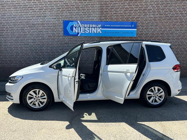 Volkswagen TOURAN 1.5 TSI Comfortline Business 7p Keyless/ACC/PDC/E-Klep/stoelverwarming