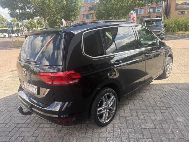 Volkswagen TOURAN 1.5 TSI Comfortline Business 7p | Navi | Trekhaak | Cruise | 118.802 km Dealeronderhouden
