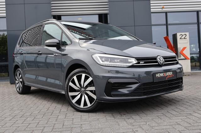 Volkswagen TOURAN 1.5 TSI DSG R-Line / 7 persoons/ Camera / LED/ PDC/ App-Connect/ Navi