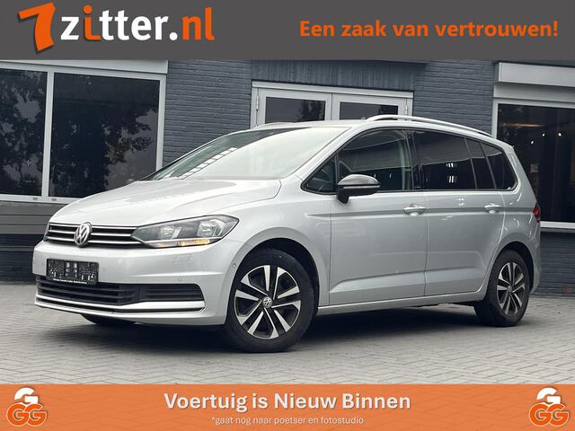 Volkswagen TOURAN 1.0 TSI Comfortline 7-Persoons Navigatie, ACC, Zuinig!