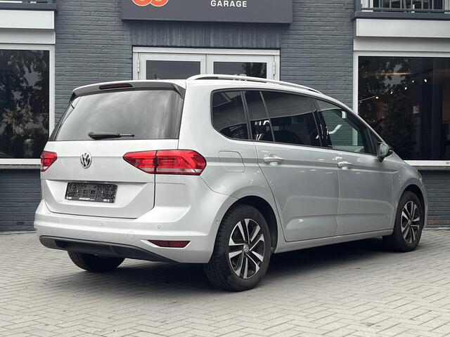 Volkswagen TOURAN 1.0 TSI Comfortline 7-Persoons Navigatie, ACC, Zuinig!