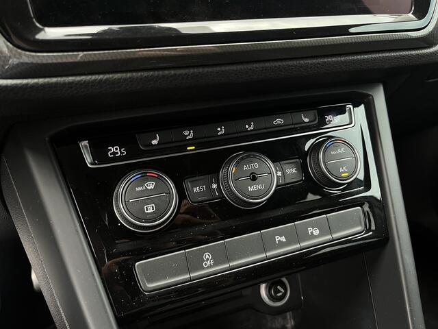 Volkswagen TOURAN 1.0 TSI Comfortline 7-Persoons Navigatie, ACC, Zuinig!
