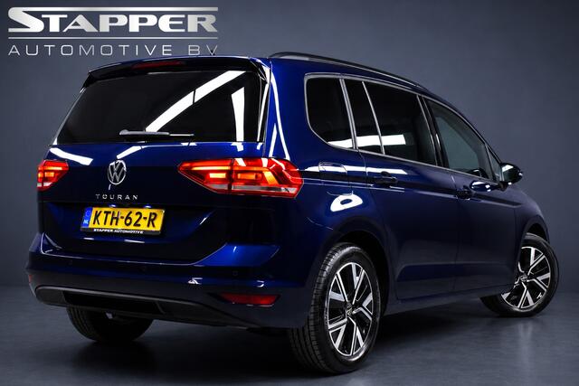 Volkswagen TOURAN 1.5 TSI 150pk Automaat Highline 7-Pers. Pano/Virtual/Carplay/Keyless/Camera/Led/Stoelverw./Adap-Cruise