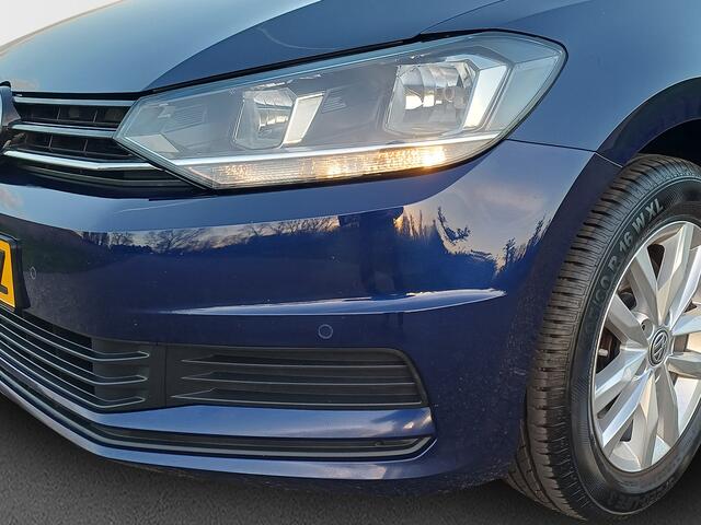 Volkswagen TOURAN 1.5 TSI Comfortline /Clima/Cruise/Navi/Parkh. V+A/16"/