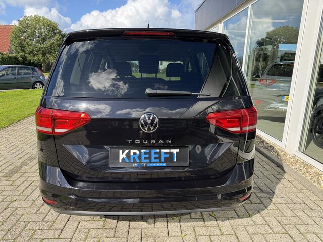 Volkswagen TOURAN 1.5 TSI Highline 7p App Carplay