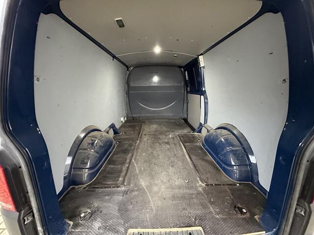Volkswagen TRANSPORTER 2.0 TDI L2H1 150PK EURO 6 Cruise control/trekhaak/navigatie