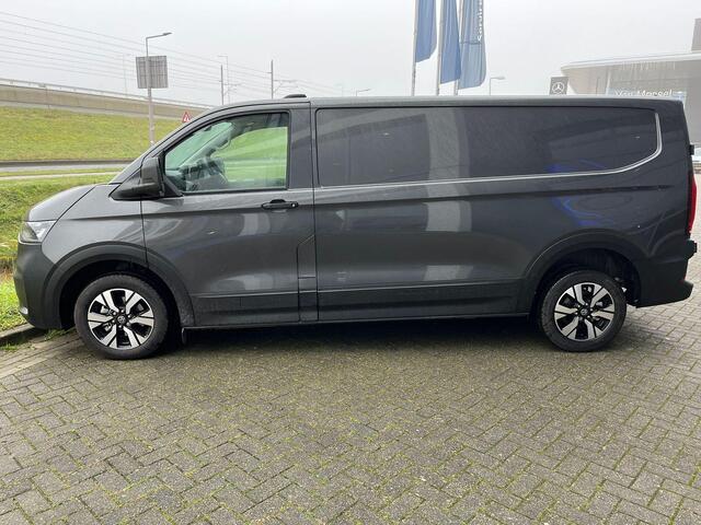 Volkswagen TRANSPORTER Bedrijfswagens PanAmericana 2.0 TDI L2H1 30 4MOTION 170 pk | Achteruitrijcamera | Bestuurdersassistentiepakket Plus | Noodremassistent met voetgangers- en fietserherkenning, uitwijkondersteuning en bij tegemoetkomend verkeer tijdens het afslaan |