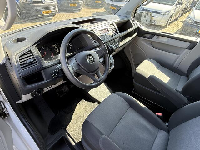 Volkswagen TRANSPORTER 2.0 TDI L2H1 150PK EURO 6**BPM VRIJ** Automaat/ cruise control