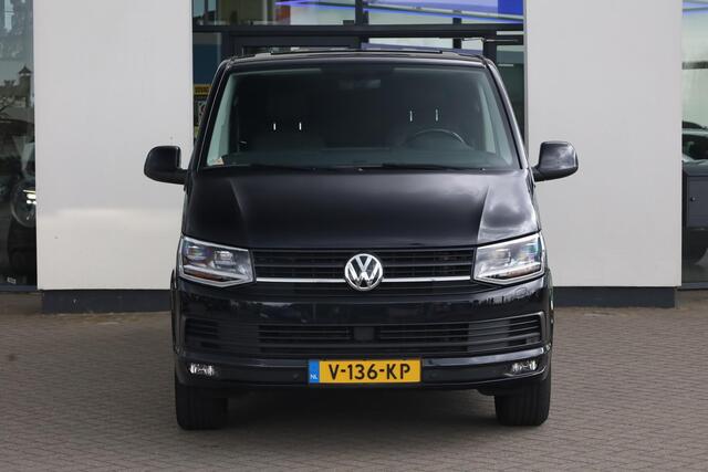 Volkswagen TRANSPORTER 2.0 TDI L2H1 Highline 150PK / 110kW DSG, 1e eigenaar, LED verlichting, achteruitrijcamera (rear view), verwarmbare voorruit, navigatie, Apple Carplay / Android Auto, lederen bekleding, 2-zits, achterdeuren gesloten, extra inbraakwerende sloten, parkeersen