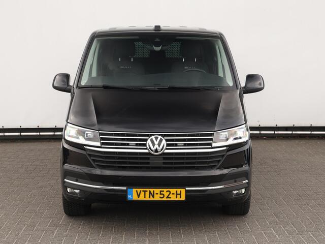 Volkswagen TRANSPORTER 2.0 TDI 150PK DSG L2H1 Bulli DC | Digital Cockpit | LED | Airco | ACC | Elektrische Schuifdeuren + Achterklep | Camera | Leder |