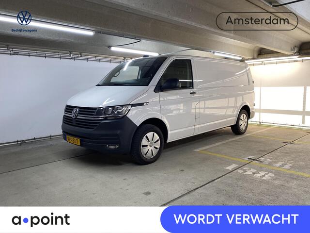 Volkswagen TRANSPORTER 2.0 TDI L2H1 28 Comfortline 110 pk | Verlengde garantie | Navigatie | Trekhaak | Parkeersensoren achter | Cruise control | Apple Carplay/Android Auto |