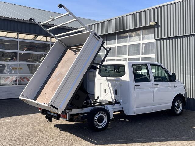 Volkswagen TRANSPORTER 2.0 TDI L2H1 150pk DC Euro 6 Kipper Airco Cruise controle trekhaak 2500kg 1e eigenaar Dealer onderhouden Telefoonverbinding Werkverlichting Kieper P-up Doka Pritsche Ahk 2500kg