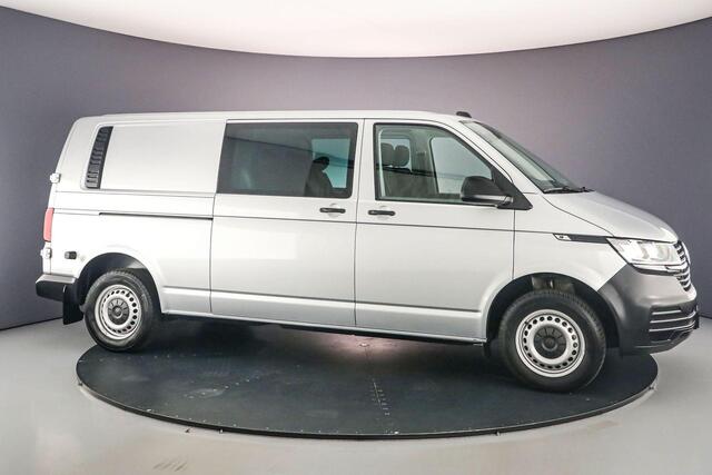 Volkswagen TRANSPORTER Dubbel cabine 2.0 TDI 150pk DSG L2 | Apple Carplay / Android Auto | Trekhaak |