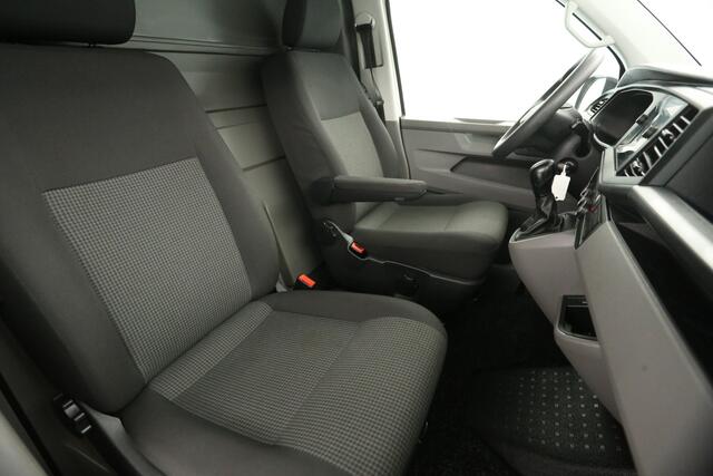 Volkswagen TRANSPORTER 2.0 TDI L1H1 150PK DSG Automaat Airco Camera Cruise Carplay Navigatie PDC Elektrpakket