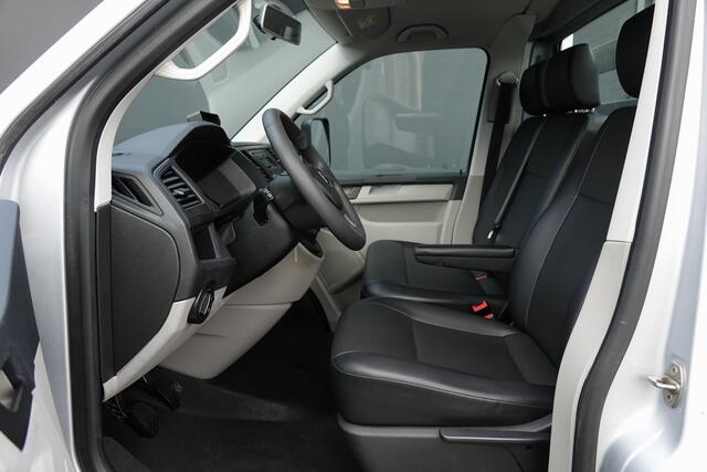 Volkswagen TRANSPORTER Pick Up | Open Laadbak | 2.0Tdi 102Pk | Stoel-Bank | Leder | Achteruitrijcamera | Trekhaak | 18'' | Reflexzilver