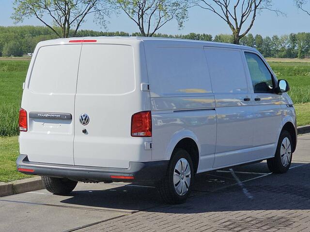 Volkswagen TRANSPORTER 2.0 T6.1 L2H1 Navi Euro6 Airco 110Pk Pdc NAP 1e Eigenaar!