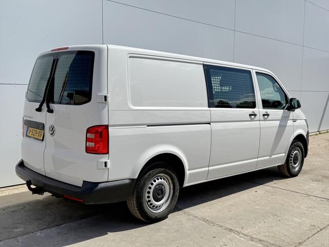 Volkswagen TRANSPORTER 2.0 TDI 150pk L2H1 Automaat 2x Schuif Trekhaak Navigatie Apple / Android Carplay